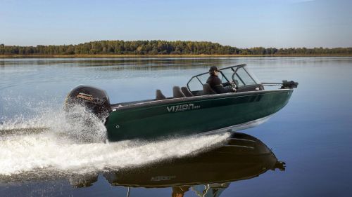 Boat VIZION 600 Green Chrome