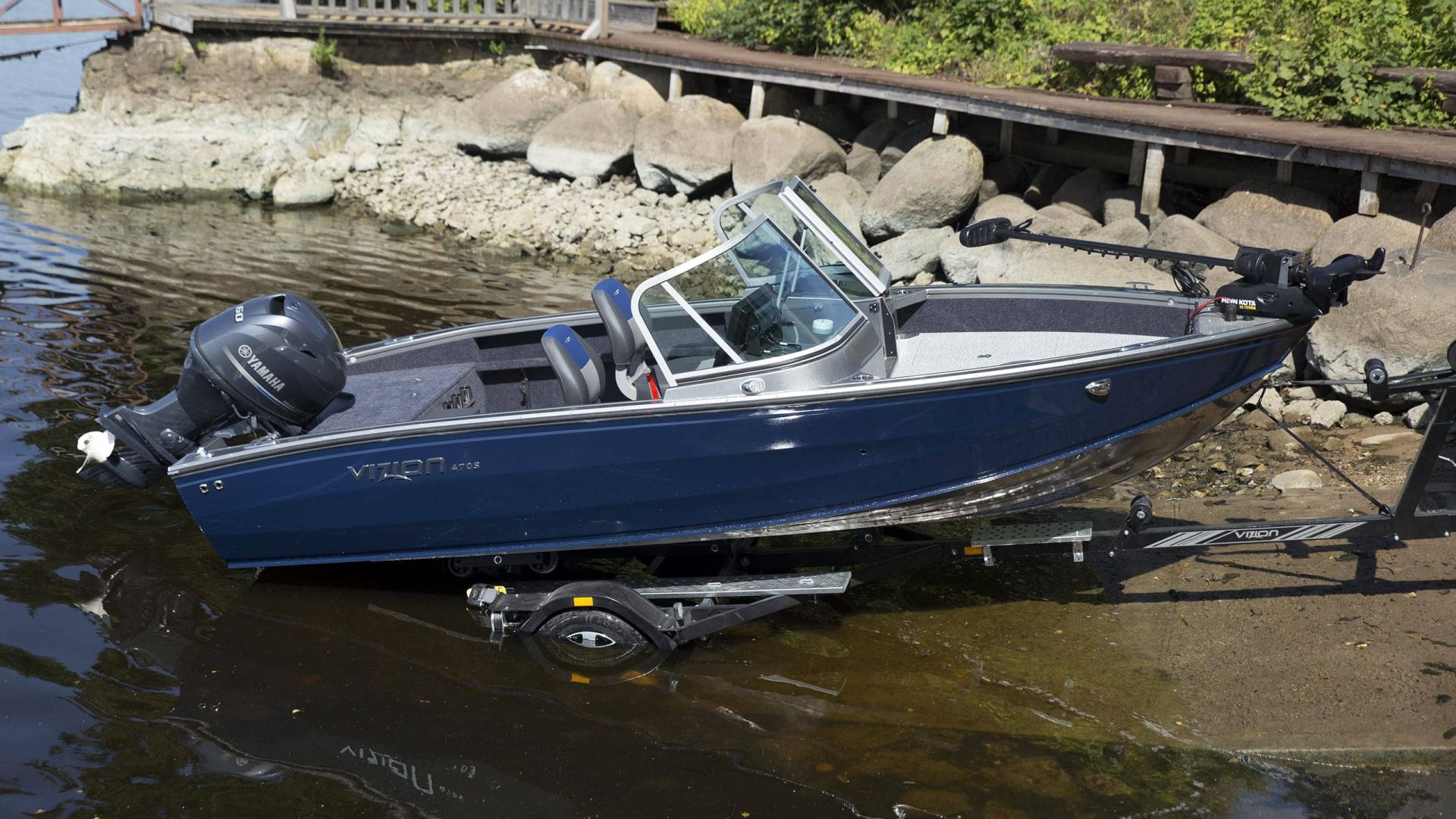 Boat VIZION 470s Blue Chrome