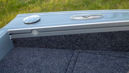 Boat VIZION 470 T-Slot & Fuel Tank Cover