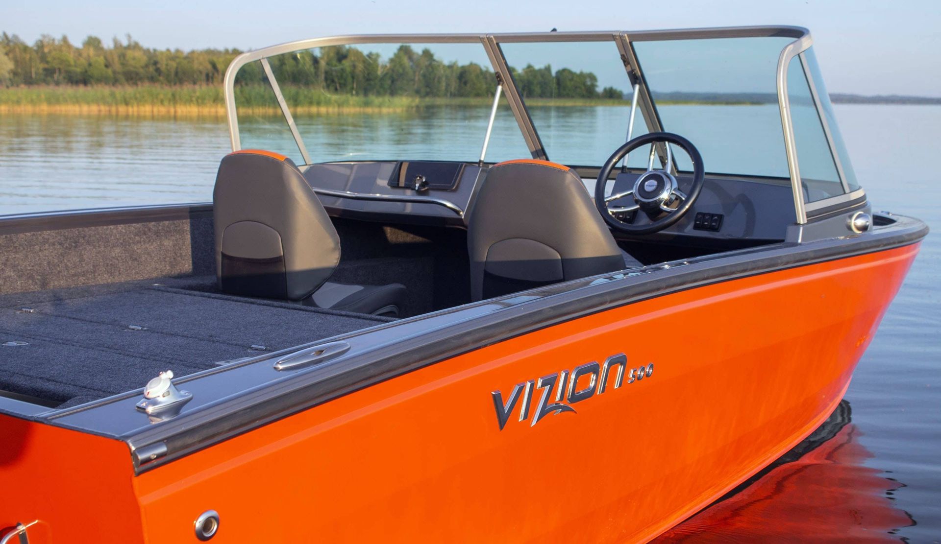 Boat VIZION 500 Orange Chrome