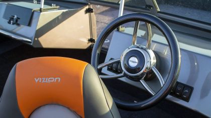 Boat VIZION 500 Wheeling