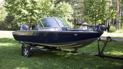 Vizion 470s on trailer