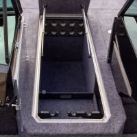 vizion boat 600 console compartment