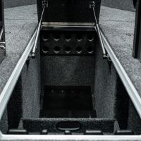 MOTORBOAT VIZION 560 interior