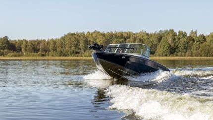 Boat VIZION 470 Blue Chrome