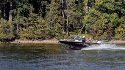 Boat VIZION 440CS Black