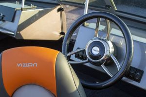 Boat VIZION 500 Wheeling