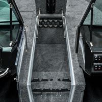 motorboat vizion 650 Interior