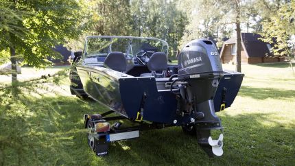 Vizion 470s Rear View