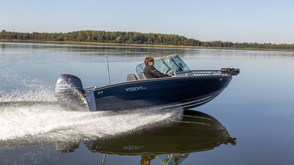 Boat VIZION 470 Blue Chrome