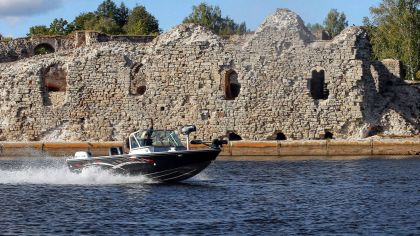 Boat VIZION 440CS Black