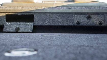 Boat VIZION 500 Rear Bottom Compartments