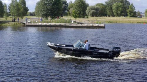 vizion boat 560 black