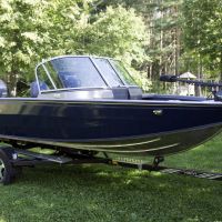 Boat 470s on trailer