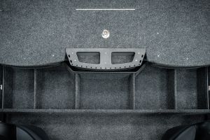MOTORBOAT VIZION 560 interior