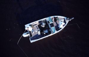 Boat VIZION 470 Top View fishing fishboat