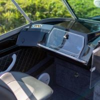 vizion boat 560 glove compartment