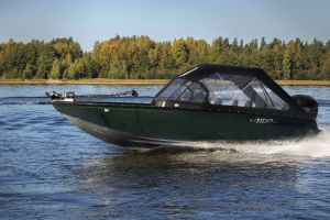 Boat VIZION 600 Green Chrome