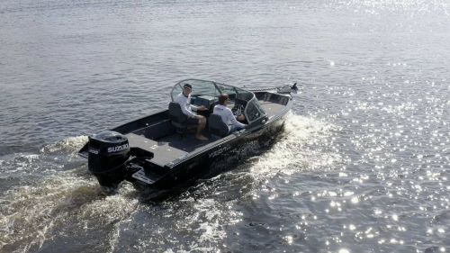 vizion boat 560 black