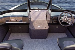 vizion boat 600 driver console