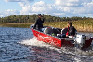 Boat VIZION 440RS Red