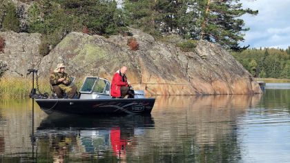 Boat VIZION 440CS Black