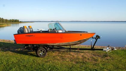 Boat VIZION 500 Orange Trailer