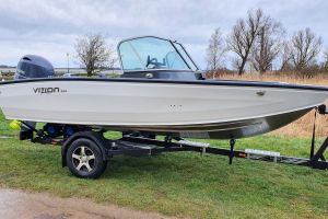 Boat VIZION 500 Orange Trailer