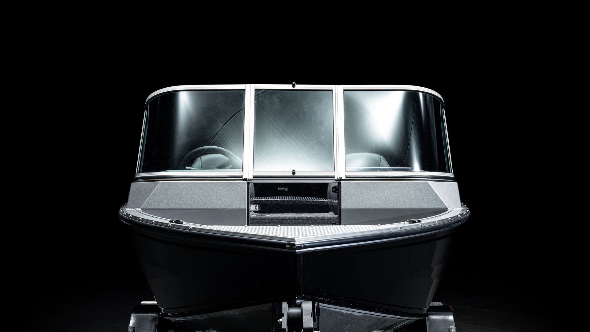 ALUMINUM MOTORBOAT VIZION 440CS