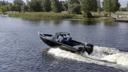 vizion boat 560 black