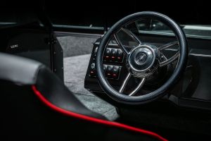 MOTORBOAT VIZION 650 interior