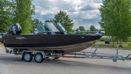 vizion boat 560 black